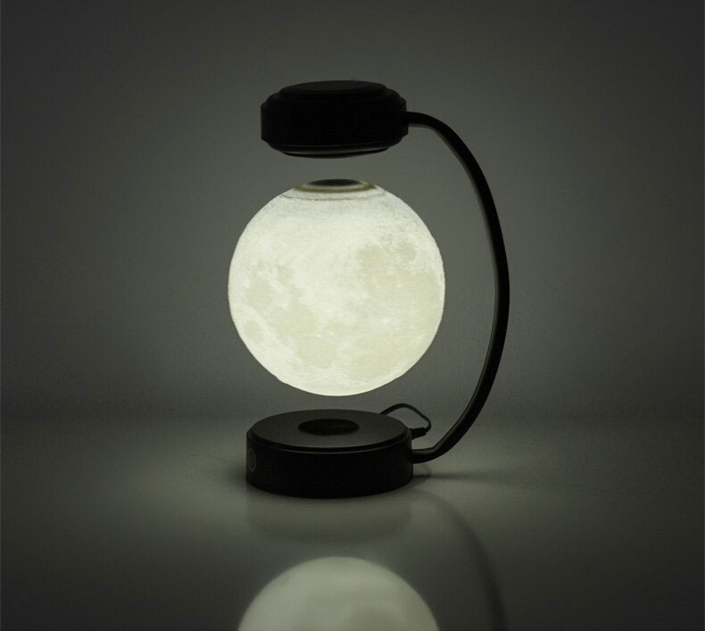https://www.jabilune.com/wp-content/uploads/sites/836/2021/07/lampe-lune-levitation-LED-Jabilune.jpg